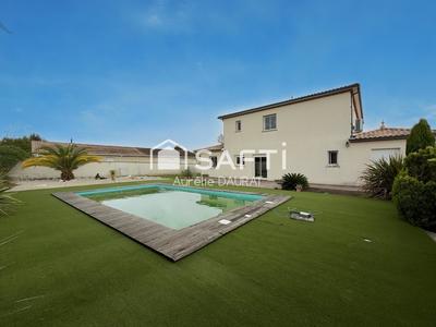 Maison - 250 m² - 7 pièces