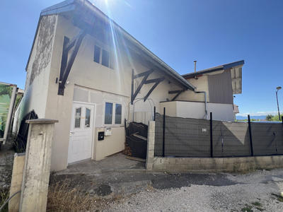 Maison - 244 m² - 10 pièces