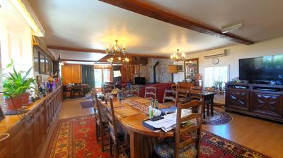 Corps de ferme - 273 m² - 10 pièces