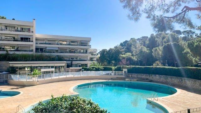 Studio - 35 m² - 1 pièce