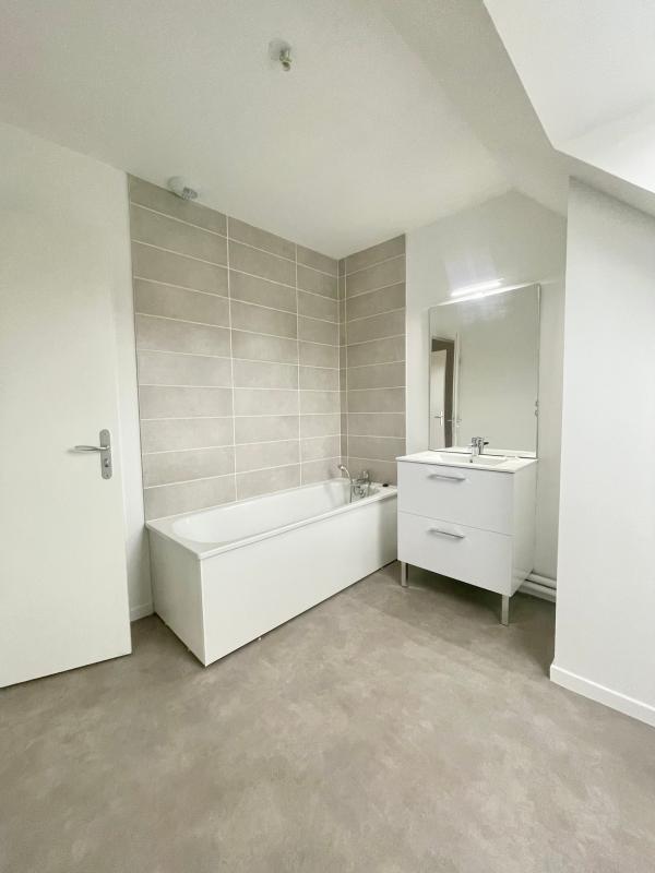 Maison - 81 m² - 4 pièces