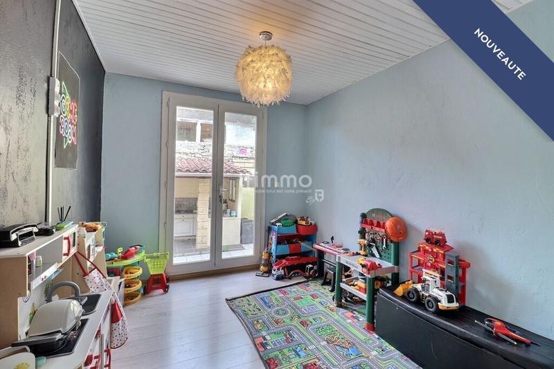 Maison - 101 m² - 5 pièces