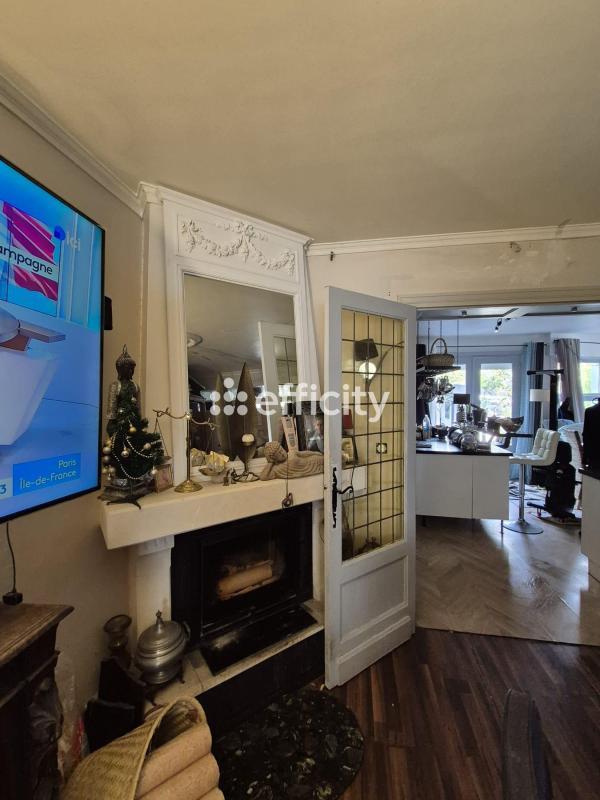 Maison - 180 m² - 6 pièces