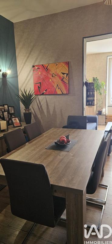 Maison - 102 m² - 5 pièces