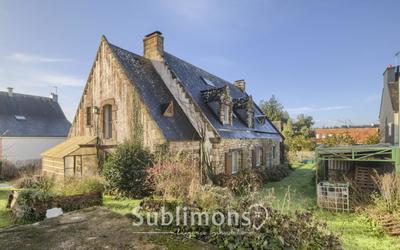 Maison - 224 m² - 7 pièces