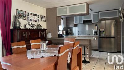 Maison - 107 m² - 5 pièces