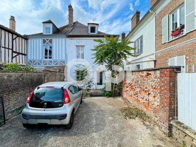 Immeuble - 121 m² - 7 pièces