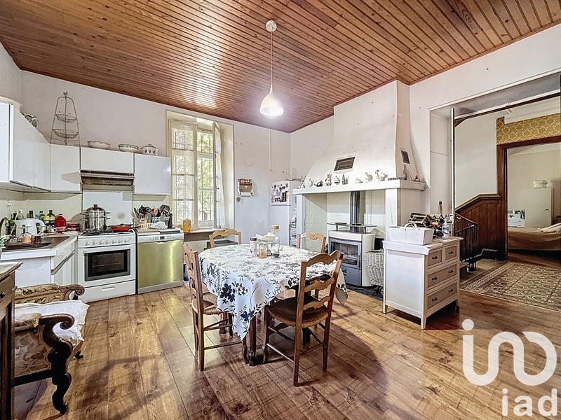 Château - 330 m² - 11 pièces