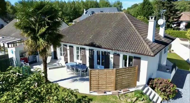 Maison - 130 m² - 7 pièces