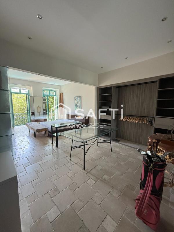 Appartement - 148 m² - 3 pièces