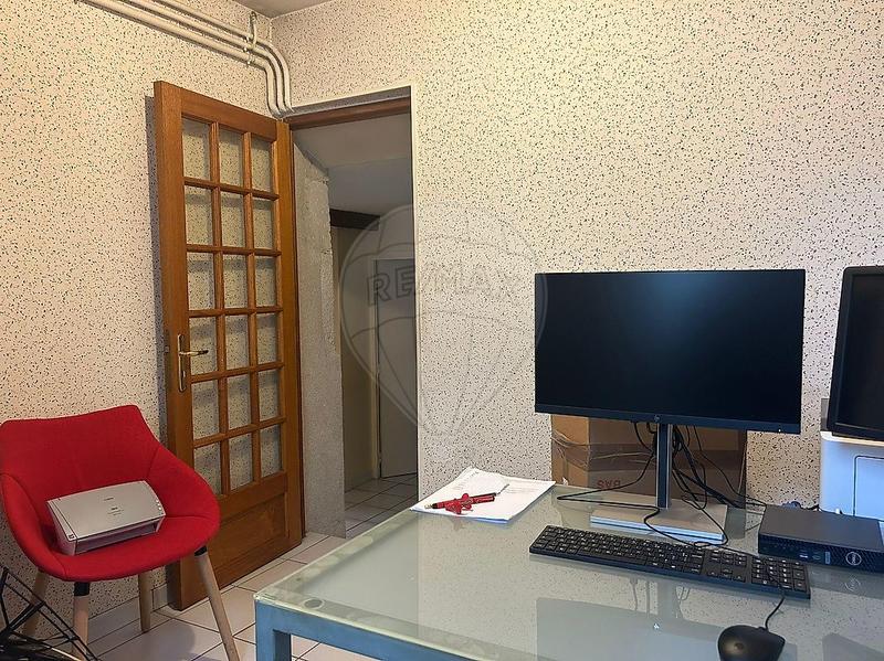 Immeuble - 127 m² - 6 pièces