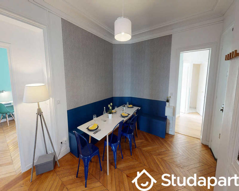 Chambre - 180 m² - 1 pièce