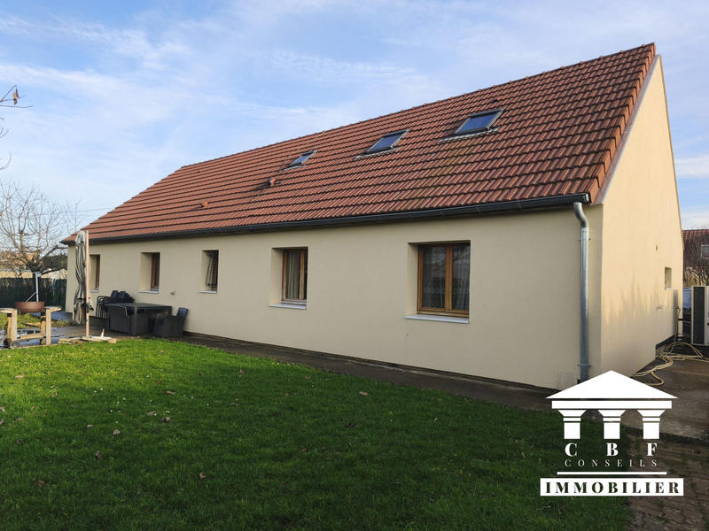 Maison - 178 m² - 9 pièces