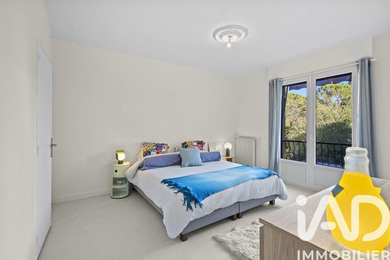 Appartement - 131 m² - 6 pièces