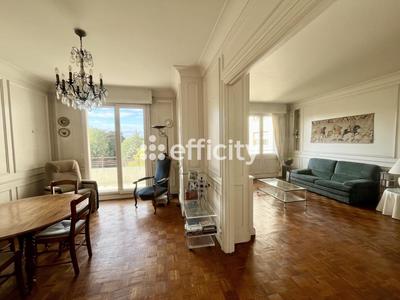 Appartement - 122 m² - 5 pièces