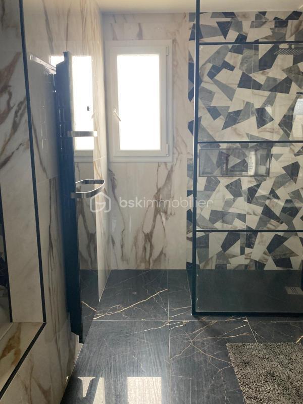 Maison de ville - 108 m² - 5 pièces