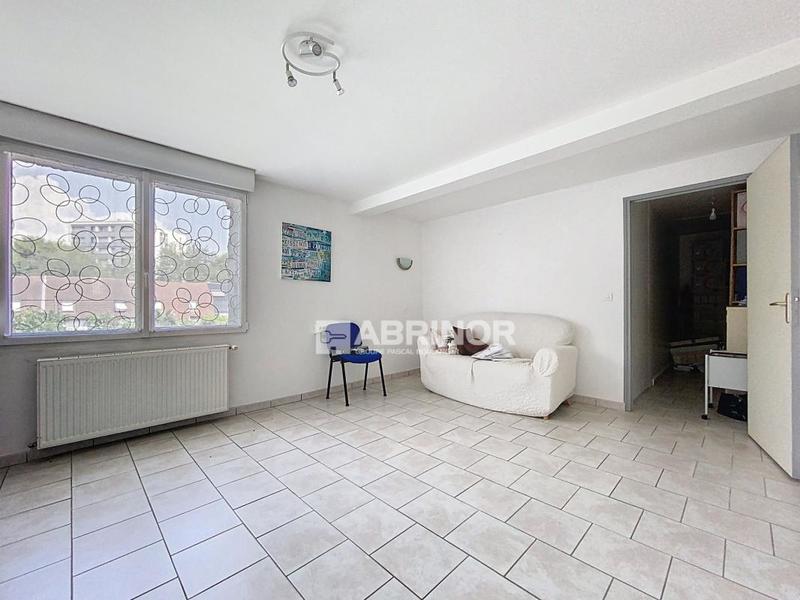 Immeuble - 310 m² - 6 pièces