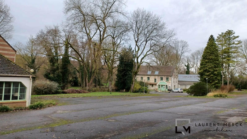 Fonds de commerce - 1 790 m²