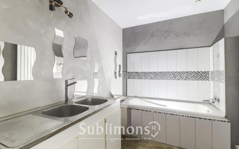 Maison de maîtres - 223 m² - 9 pièces