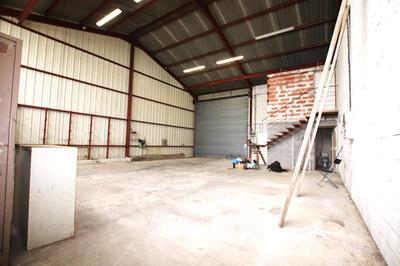 Parking / Garage - 130 m²