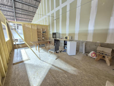 Local d'activités - 280 m²