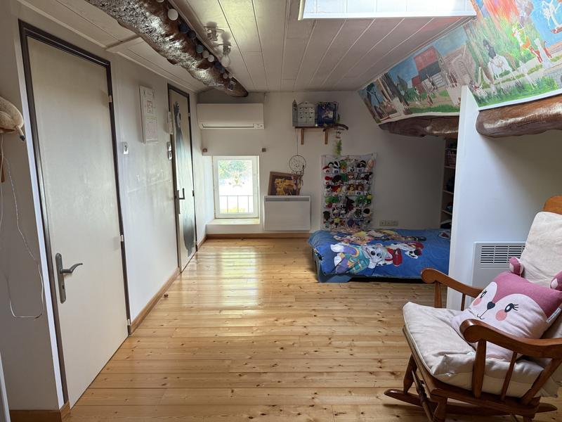 Maison - 92 m² - 4 pièces