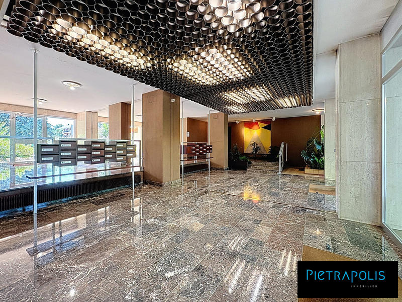 Appartement - 104 m² - 3 pièces