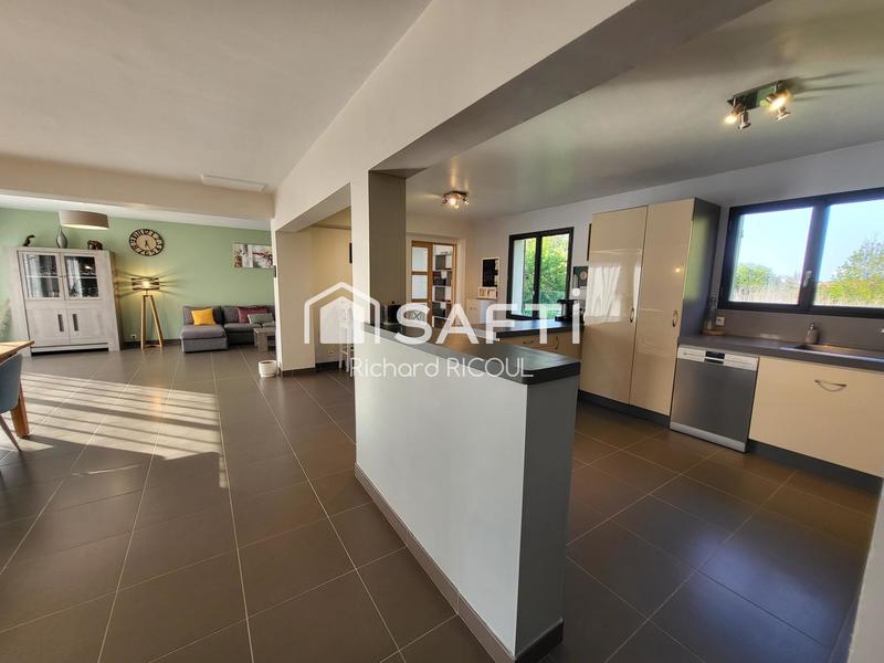 Maison - 160 m² - 9 pièces