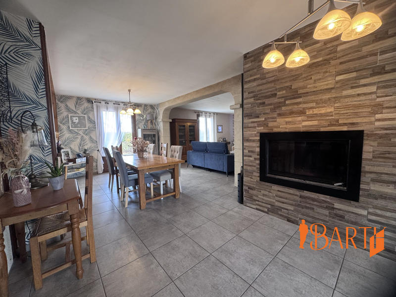 Maison - 141 m² - 7 pièces