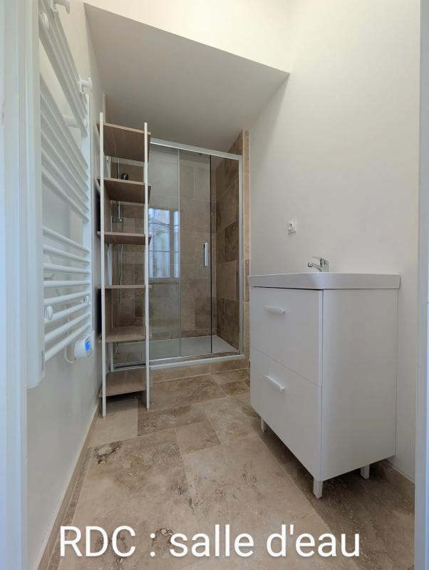 Maison de ville - 160 m² - 9 pièces