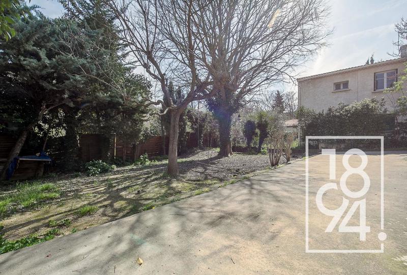 Maison - 181 m² - 6 pièces