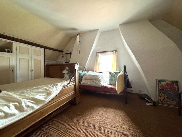 Maison - 166 m² - 8 pièces