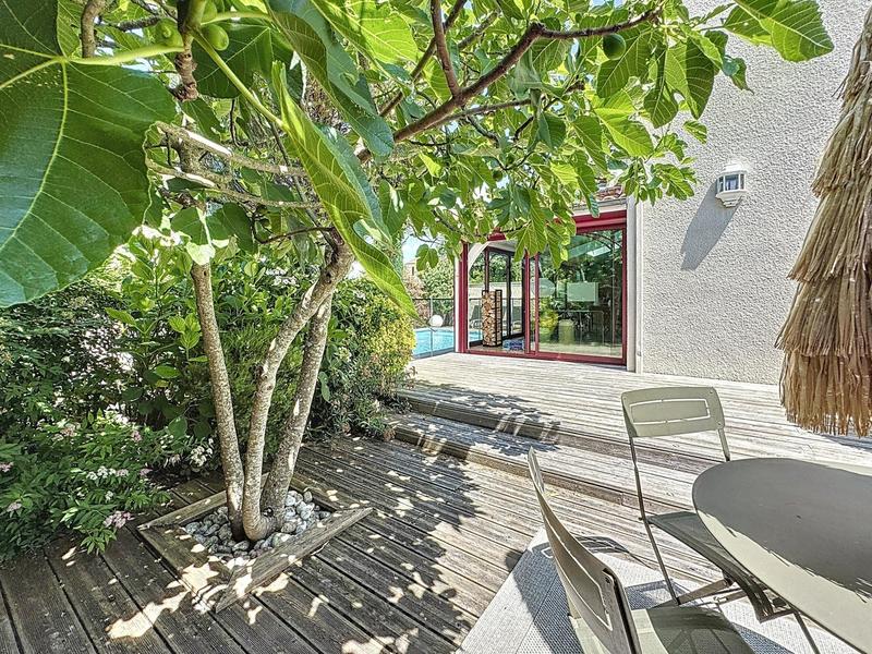 Maison - 186 m² - 7 pièces