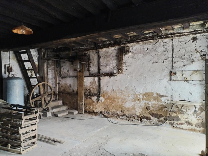 Maison - 258 m² - 6 pièces