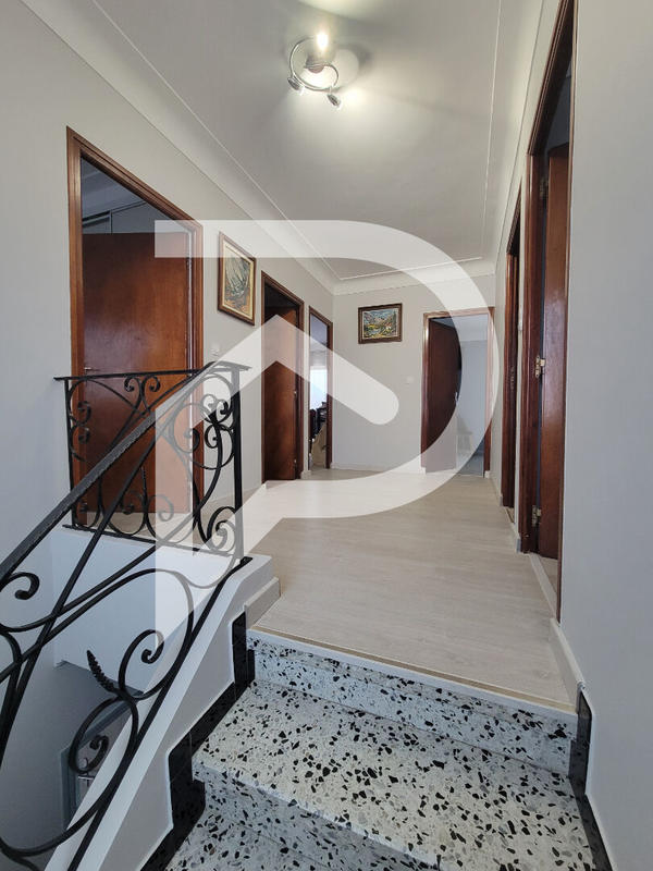 Maison - 131 m² - 6 pièces