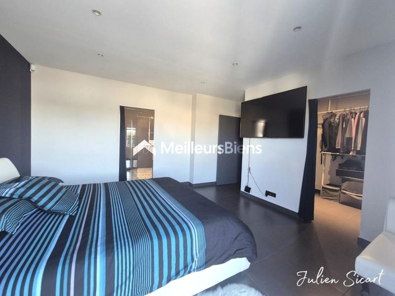 Villa - 155 m² - 5 pièces