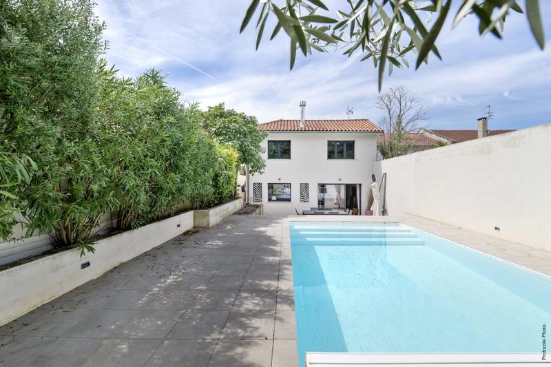 Maison - 150 m² - 6 pièces