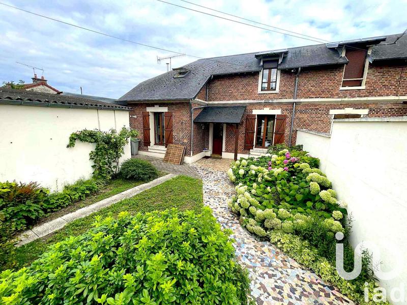 Maison - 90 m² - 4 pièces
