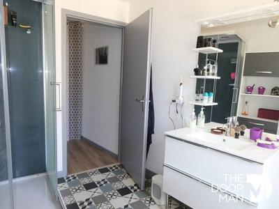 Maison - 160 m² - 4 pièces