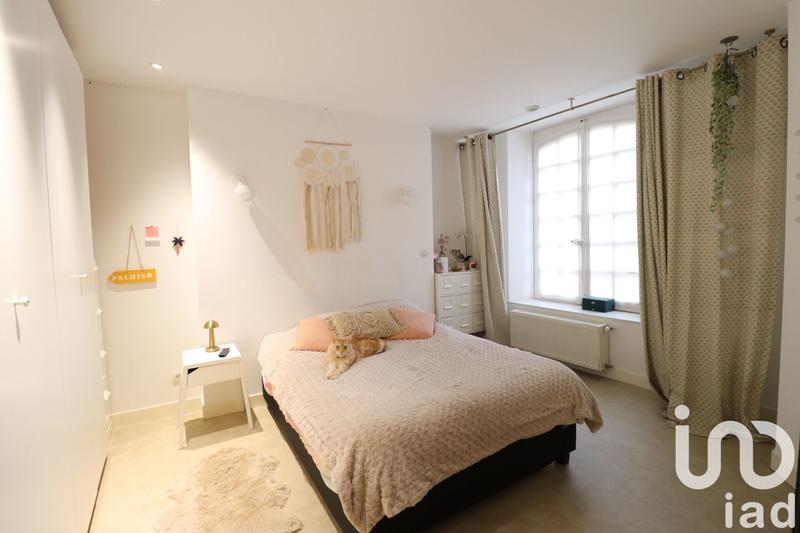 Maison - 262 m² - 7 pièces