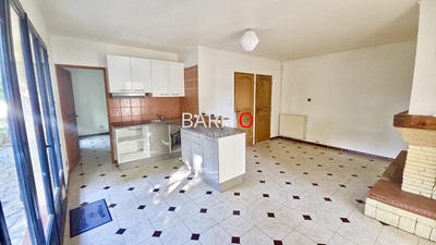 Villa - 217 m² - 11 pièces