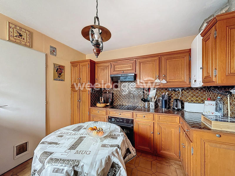 Maison - 96 m² - 5 pièces