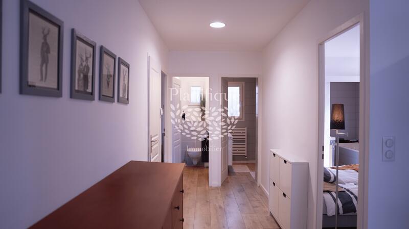 Maison - 95 m² - 5 pièces