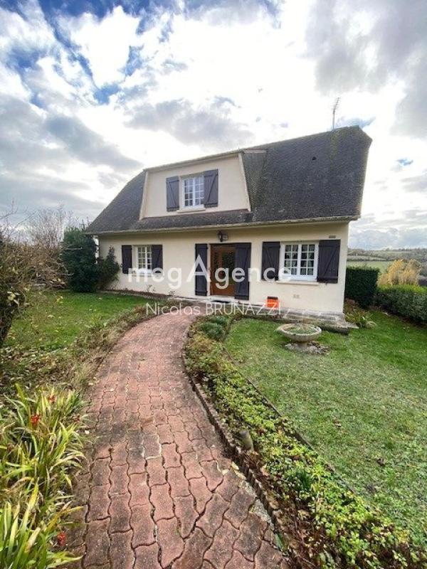 Pavillon - 150 m² - 9 pièces