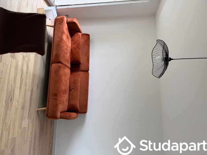 Chambre - 12 m² - 1 pièce