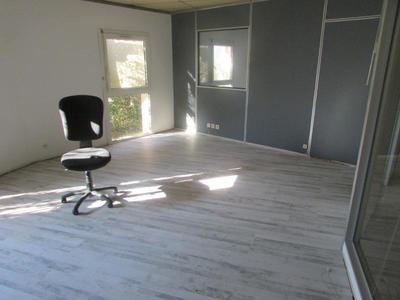 Local commercial - 501 m² - 16 pièces