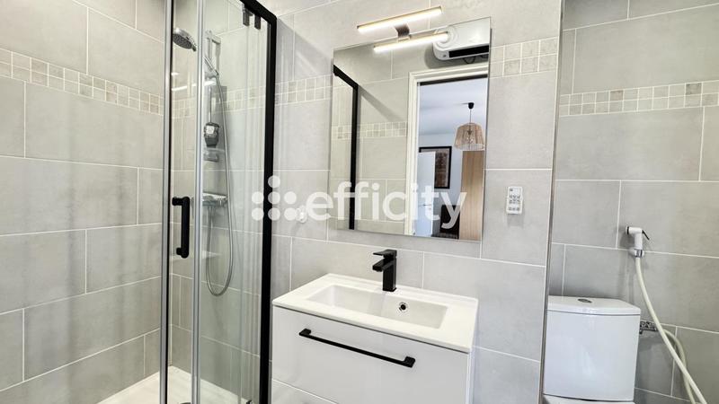 Maison - 151 m² - 5 pièces