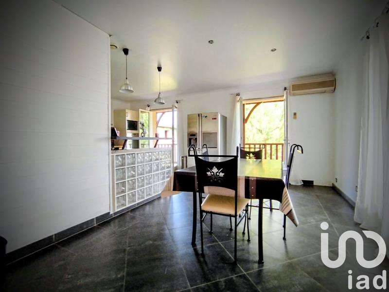 Maison - 181 m² - 7 pièces