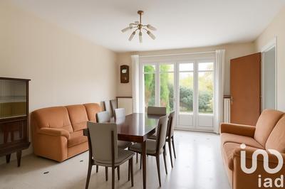 Maison - 121 m² - 5 pièces