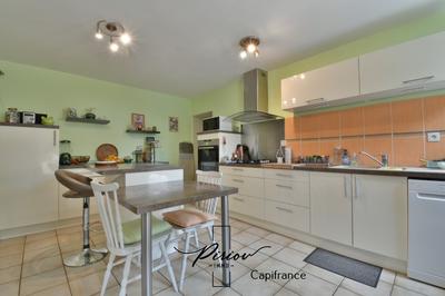 Propriété - 129 m² - 8 pièces